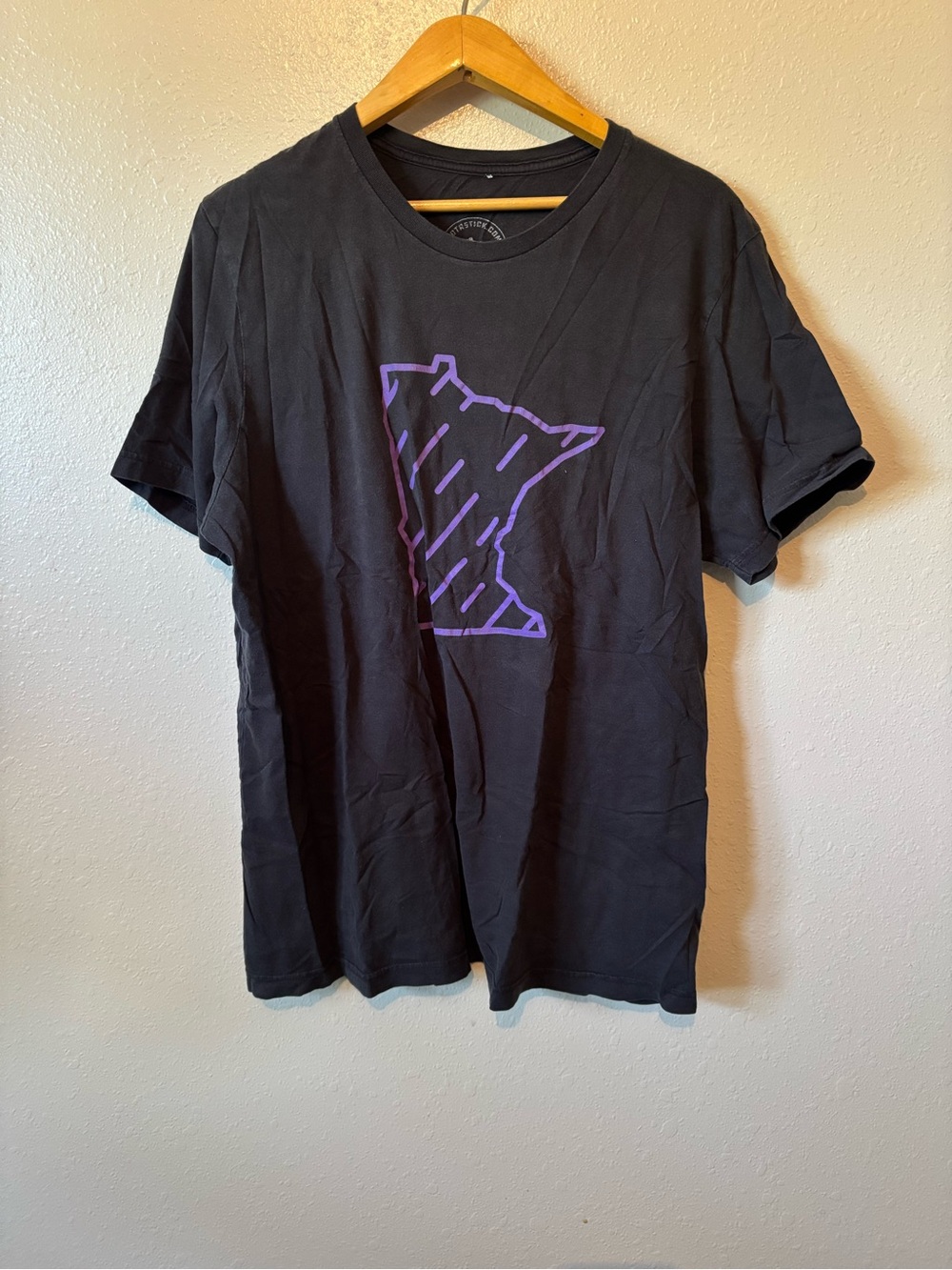 Sota sticks tee